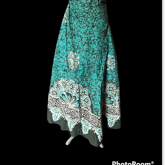 Vintage 70s batik maxi wrap skirt - Picture 3 of 5